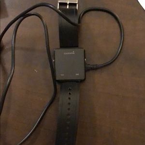 Garmin vivo active smart watch. Working condition. Broken strap. See pictures